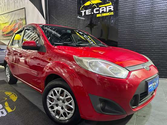 FORD-FIESTA-2014