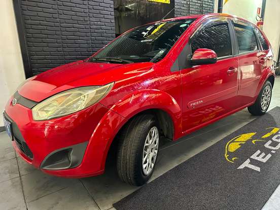 FORD-FIESTA-2014