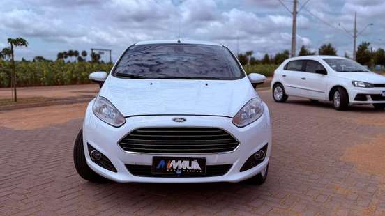 FORD-FIESTA-2016