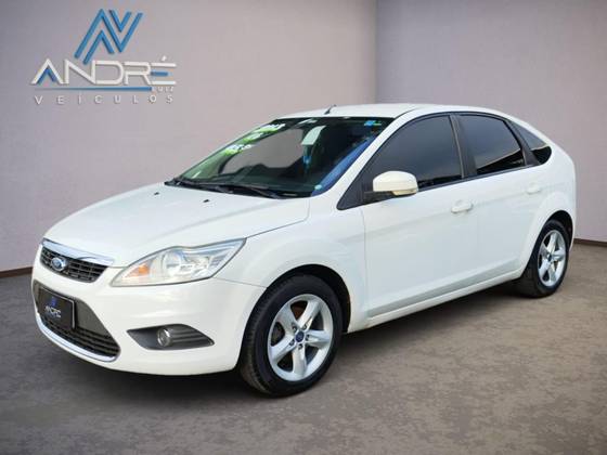 FORD FOCUS 1.6 GL 16V FLEX 4P MANUAL