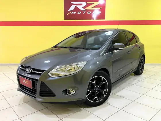 FORD FOCUS 2.0 TITANIUM 16V FLEX 4P POWERSHIFT FORD FOCUS 2.0 TITANIUM 16V FLEX 4P POWERSHIFT