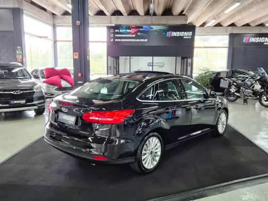 FORD-FOCUS-2018