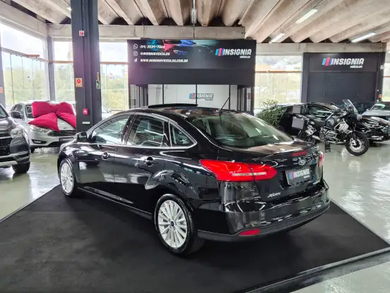 FORD-FOCUS-2018