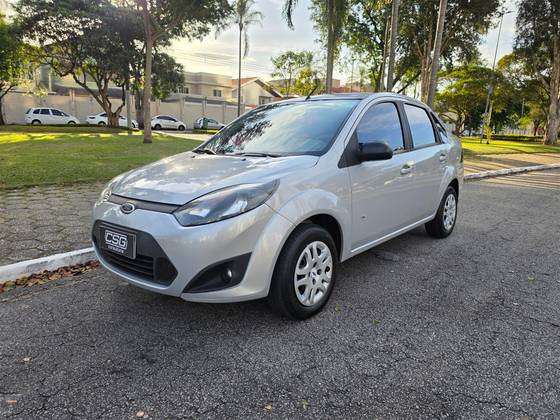 FORD FIESTA 1.0 ROCAM SE SEDAN 8V FLEX 4P MANUAL