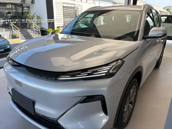 GEELY EX5 EM-i 1.5 PHEV MAX E-DHT GEELY EX5 EM-i 1.5 PHEV MAX E-DHT