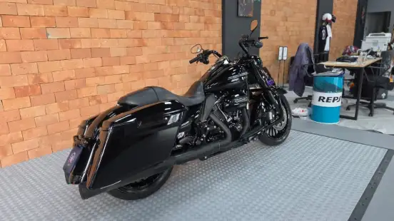HARLEY-DAVIDSON-ROAD KING SPECIAL-2018