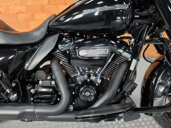 HARLEY-DAVIDSON-ROAD KING SPECIAL HARLEY-DAVIDSON-ROAD KING SPECIAL-2018