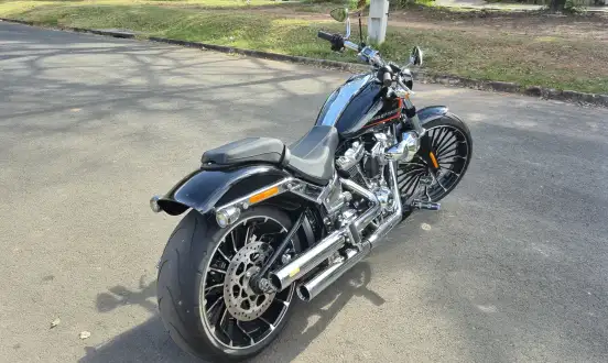 HARLEY-DAVIDSON-SOFTAIL BREAKOUT-2024