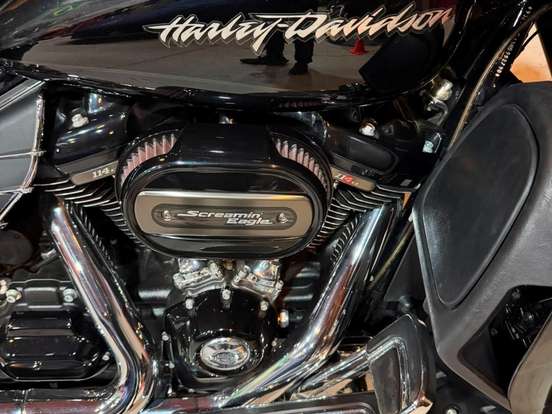 HARLEY-DAVIDSON-CVO STREET GLIDE HARLEY-DAVIDSON-CVO STREET GLIDE-2017