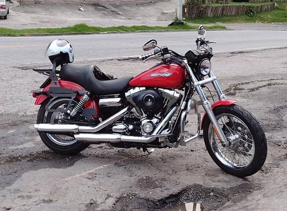 HARLEY-DAVIDSON DYNA SUPER GLIDE CUSTOM 
