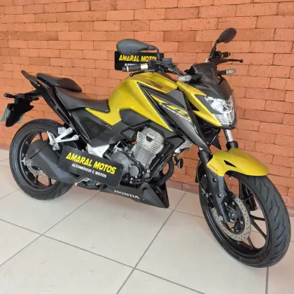 HONDA CB 300F TWISTER ABS HONDA CB 300F TWISTER ABS