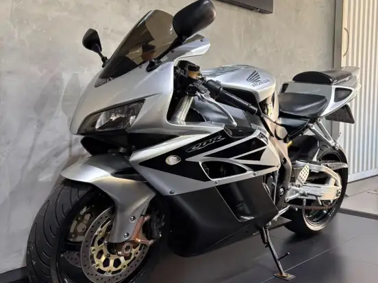 HONDA-CBR 1000RR FIREBLADE HONDA-CBR 1000RR FIREBLADE-2004