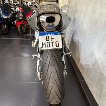 HONDA-CBR 1000RR FIREBLADE-2004