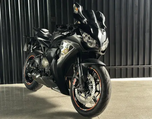HONDA CBR 1000RR 