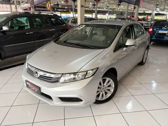 HONDA CIVIC 1.8 LXS 16V FLEX 4P MANUAL HONDA CIVIC 1.8 LXS 16V FLEX 4P MANUAL