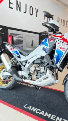 HONDA-CRF 1100L AFRICA TWIN ADVENTURE SPORTS ES DCT-2025