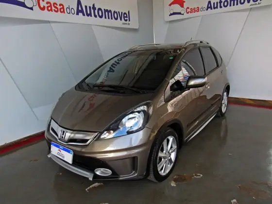 HONDA FIT 1.5 TWIST 16V FLEX 4P AUTOMÁTICO HONDA FIT 1.5 TWIST 16V FLEX 4P AUTOMÁTICO