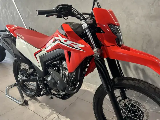 HONDA XR 300L TORNADO HONDA XR 300L TORNADO
