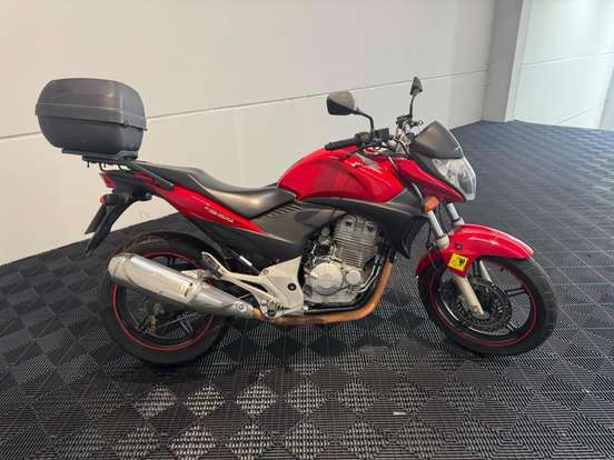 HONDA-CB 300R HONDA-CB 300R-2011