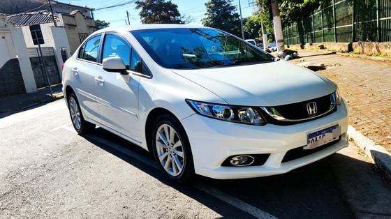 HONDA CIVIC 1.8 LXS 16V FLEX 4P AUTOMÁTICO