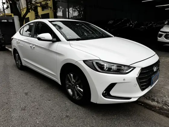 HYUNDAI ELANTRA 2.0 16V FLEX 4P AUTOMÁTICO HYUNDAI ELANTRA 2.0 16V FLEX 4P AUTOMÁTICO