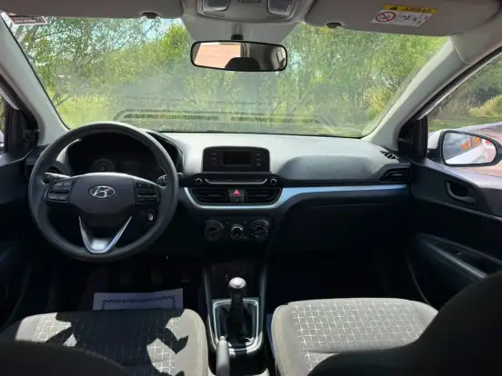 HYUNDAI-HB20-2023
