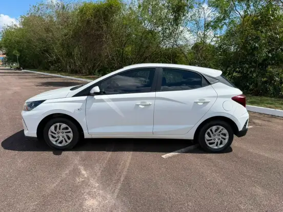 HYUNDAI-HB20-2023