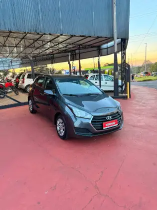 HYUNDAI HB20 1.0 COMFORT 12V FLEX 4P MANUAL HYUNDAI HB20 1.0 COMFORT 12V FLEX 4P MANUAL
