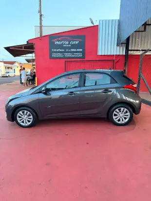 HYUNDAI-HB20-2016