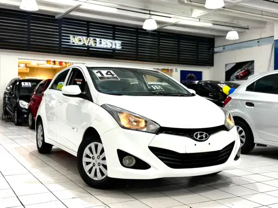 HYUNDAI HB20 1.0 COMFORT 12V FLEX 4P MANUAL HYUNDAI HB20 1.0 COMFORT 12V FLEX 4P MANUAL