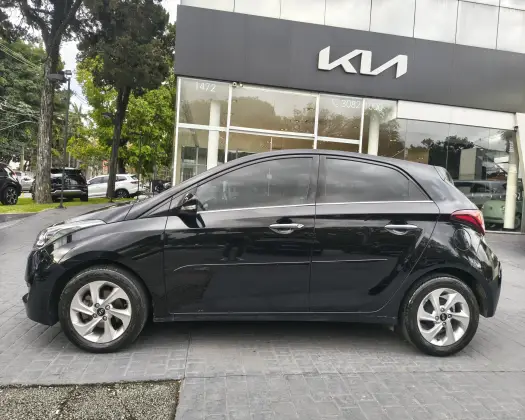 HYUNDAI HB20 1.6 PREMIUM 16V FLEX 4P AUTOMÁTICO HYUNDAI HB20 1.6 PREMIUM 16V FLEX 4P AUTOMÁTICO