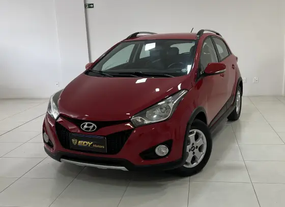 HYUNDAI HB20X 1.6 16V PREMIUM FLEX 4P AUTOMÁTICO HYUNDAI HB20X 1.6 16V PREMIUM FLEX 4P AUTOMÁTICO