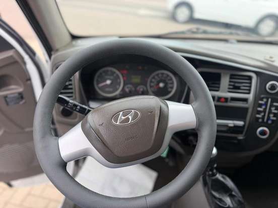 HYUNDAI-HR-2.5 LONGO SEM CAÇAMBA 4X2 16V 130CV TURBO INTERCOOLER DIESEL 2P MANUAL HYUNDAI-HR-2019
