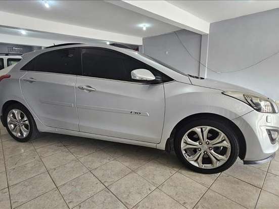 HYUNDAI-I30-1.8 MPI 16V GASOLINA 4P AUTOMATICO HYUNDAI-I30-2013