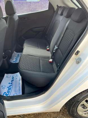 HYUNDAI-HB20-2023