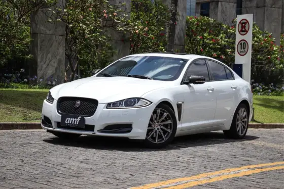 JAGUAR XF 2.0 PREMIUM LUXURY TURBOCHARGED GASOLINA 4P AUTOMÁTICO JAGUAR XF 2.0 PREMIUM LUXURY TURBOCHARGED GASOLINA 4P AUTOMÁTICO
