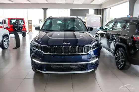 JEEP COMMANDER 2.2 TURBO DIESEL OVERLAND AT9 JEEP COMMANDER 2.2 TURBO DIESEL OVERLAND AT9