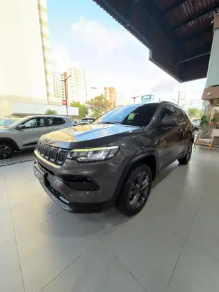 JEEP COMPASS 1.3 T270 TURBO FLEX LONGITUDE AT6 JEEP COMPASS 1.3 T270 TURBO FLEX LONGITUDE AT6