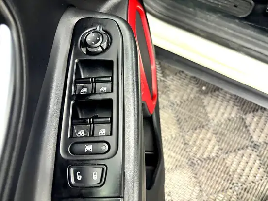 JEEP-RENEGADE-2020