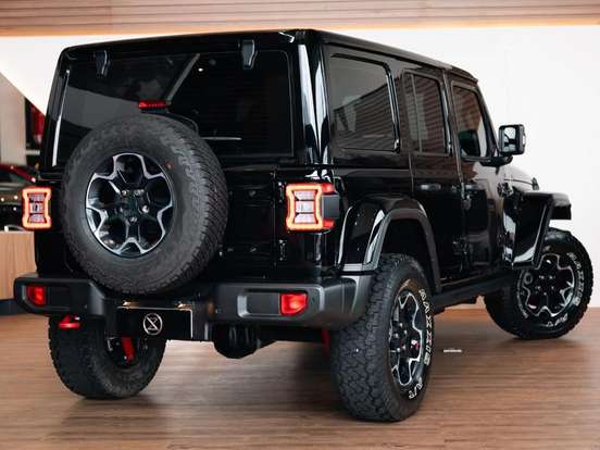 JEEP-WRANGLER-2023