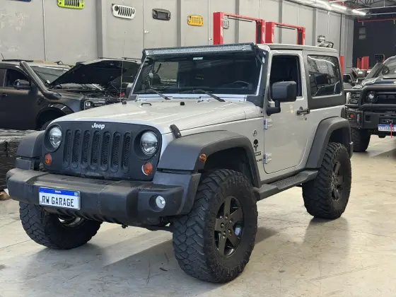 JEEP WRANGLER 3.6 SPORT 4X4 V6 24V GASOLINA 2P AUTOMÁTICO JEEP WRANGLER 3.6 SPORT 4X4 V6 24V GASOLINA 2P AUTOMÁTICO