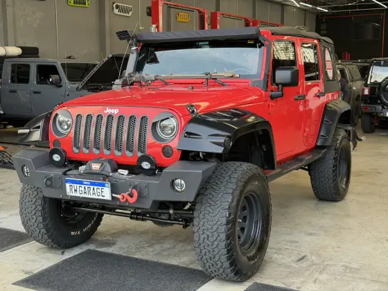 JEEP WRANGLER 3.6 UNLIMITED SPORT 4X4 V6 GASOLINA 4P AUTOMÁTICO JEEP WRANGLER 3.6 UNLIMITED SPORT 4X4 V6 GASOLINA 4P AUTOMÁTICO