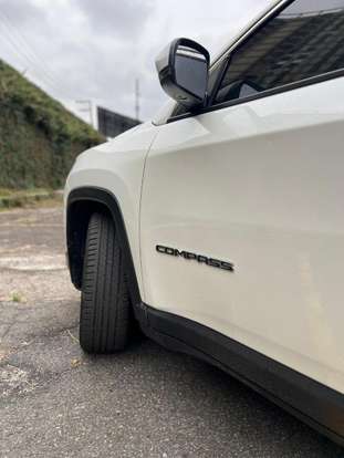 JEEP-COMPASS-2.0 16V FLEX LONGITUDE AUTOMÁTICO JEEP-COMPASS-2019