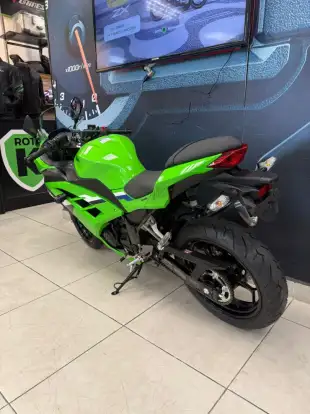 KAWASAKI-NINJA 300-2026