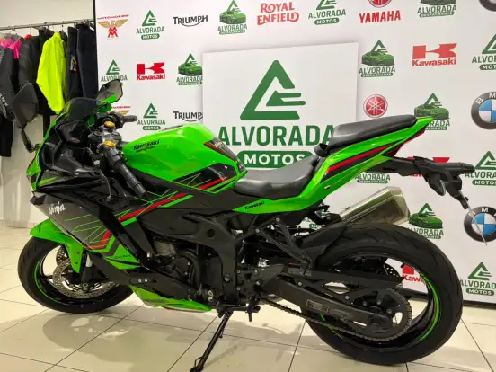 KAWASAKI-NINJA ZX-4R-2024