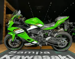 KAWASAKI NINJA ZX-4RR KAWASAKI NINJA ZX-4RR