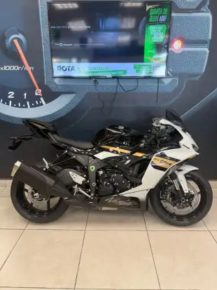 KAWASAKI-NINJA ZX-6R-2026