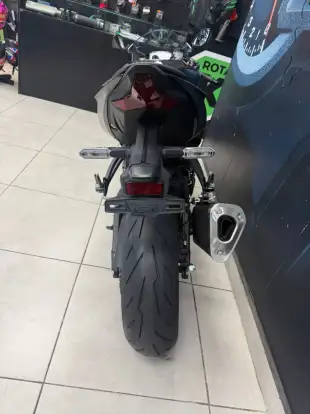 KAWASAKI-NINJA ZX-6R-2026