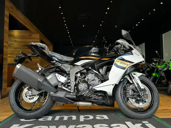 KAWASAKI NINJA ZX-6R KAWASAKI NINJA ZX-6R