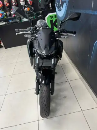 KAWASAKI-Z500 SE-2026